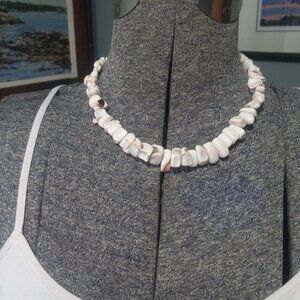 Vintage Pink Luanos Conch Shell Necklace 18 inch Polished Shaped Whites, Pinks